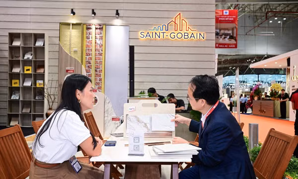 Saint-Gobain ra mắt tấm ốp Takira tại Việt Nam