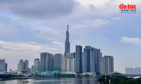 TP Hồ Chí Minh tìm động lực tăng trưởng từ hạ tầng. Ảnh: Hải Yên