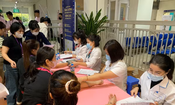 Chung tay tầm soát ung thư miễn phí cho phụ nữ vùng khó khăn