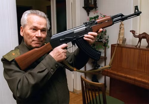 Súng trường AK-47 của Nga sẽ được lắp ráp ở Mỹ ảnh 1