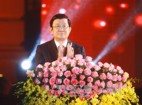 Chủ tịch nước Trương Tấn Sang dự "Xuân Quê hương" 2016 ảnh 2