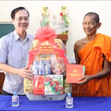Đồng bào Khmer đón mừng Lễ Sene Dolta vui tươi, đầm ấm, hạnh phúc