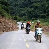 Hàng nghìn hộ dân có thể bị cô lập vì tỉnh lộ 543D sạt lở, xuống cấp 