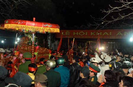 Lễ hội khai ấn đền Trần ảnh 5