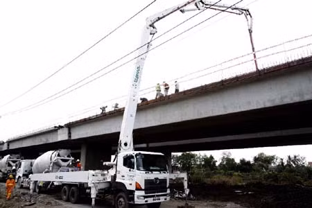 Thi đua xây dựng đường cao tốc TP Hồ Chí Minh - Long Thành - Dầu Giây ảnh 1