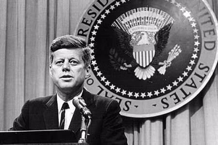 Hé mở tình tiết mới về vụ ám sát cố Tổng thống Kennedy ảnh 1