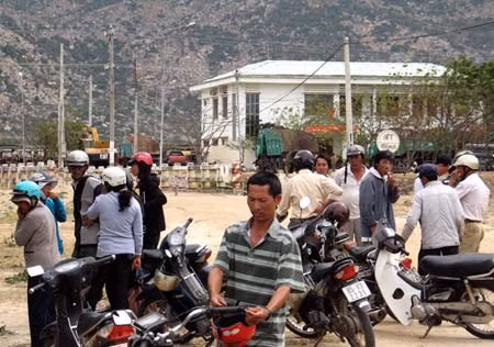 Tìm giải pháp bồi thường thiệt hại cho người dân vùng nhiễm mặn Phước Minh ảnh 1