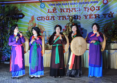 Khai hội Yên Tử ảnh 1