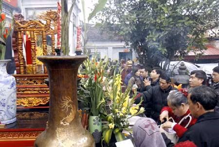 Lễ hội khai ấn đền Trần - Nam Định năm 2012 ảnh 1