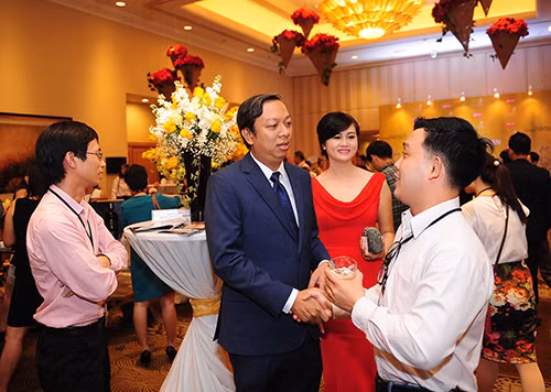 Thị trưởng Mỹ người Việt khai trương Học viện Marketing Plato ảnh 1