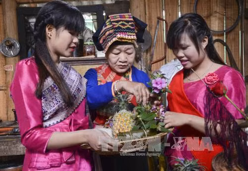 Lễ hội té nước - cầu mưa của người Lào ở Na Sang ảnh 2