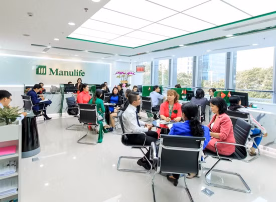 Manulife Việt Nam đứng tốp 2 những nơi làm việc tốt nhất ngành bảo hiểm ảnh 2