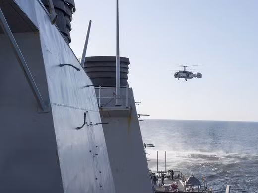 Vì sao tàu khu trục Mỹ “đứng im” để Su-24 Nga tấn công giả định? ảnh 2