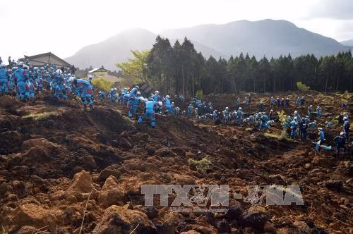 Sân bay Kumamoto của Nhật hoạt động trở lại ảnh 1