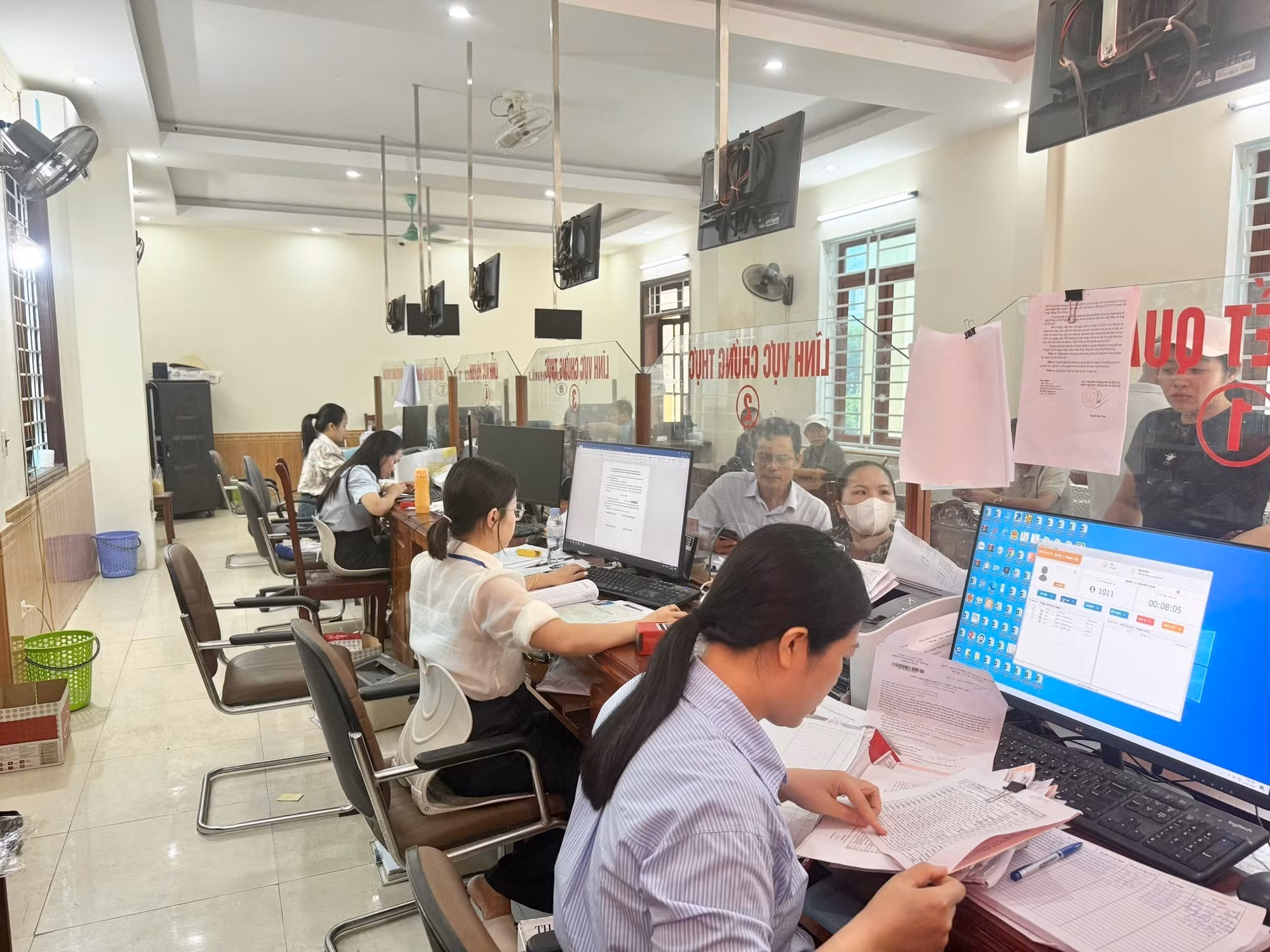 hanh-chinh-cong-5143.jpg