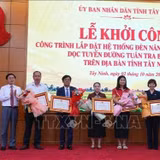 Tây Ninh lắp đặt đèn năng lượng mặt trời dọc đường tuần tra biên giới 