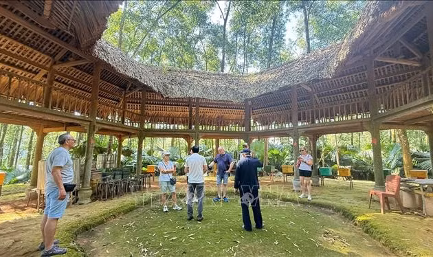 Hút khách quốc tế từ trải nghiệm xanh