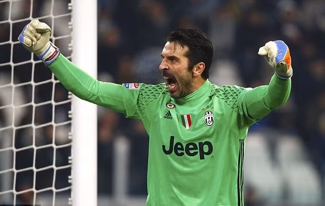 Thủ thành số 1 thế giới Gianluigi Buffon mơ giấc mơ World Cup thứ 6 ảnh 3