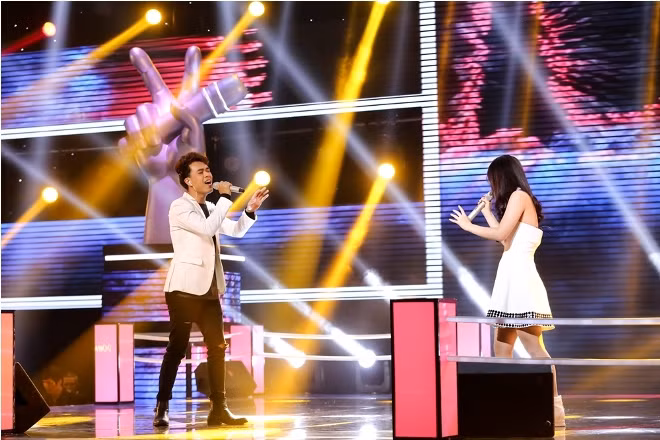 The Voice 2017: Cộng đồng mạng bức xúc vì HLV Noo chọn Han Sara, loại Tuấn Anh ảnh 1