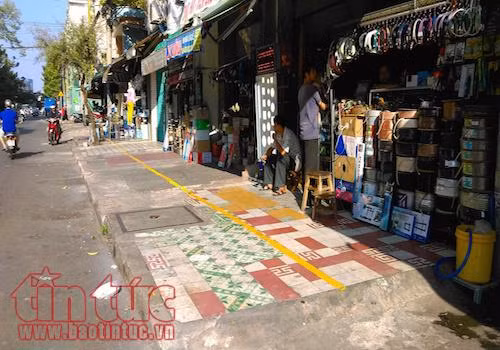 Ngỡ ngàng nhiều 'điểm nóng' vỉa hè sau giải tỏa ảnh 3