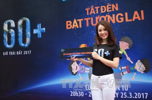 Hà Nội hưởng ứng Giờ trái đất với chủ đề: 'Tắt đèn - bật tương lai' ảnh 1