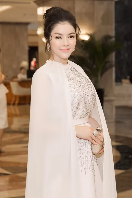 Lý Nhã Kỳ đi siêu xe, đẹp quý phái làm giám khảo Hoa hậu Đại dương ảnh 6