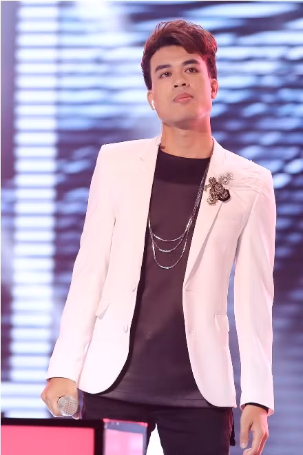 The Voice 2017: Cộng đồng mạng bức xúc vì HLV Noo chọn Han Sara, loại Tuấn Anh ảnh 3