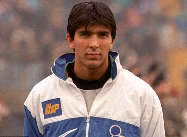 Thủ thành số 1 thế giới Gianluigi Buffon mơ giấc mơ World Cup thứ 6 ảnh 1