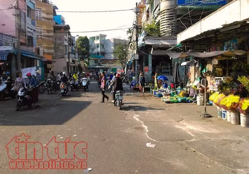 Ngỡ ngàng nhiều 'điểm nóng' vỉa hè sau giải tỏa ảnh 2