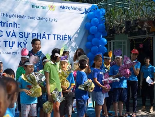 AkzoNobel Việt Nam đồng hành và truyền cảm hứng đến trẻ tự kỷ ảnh 1