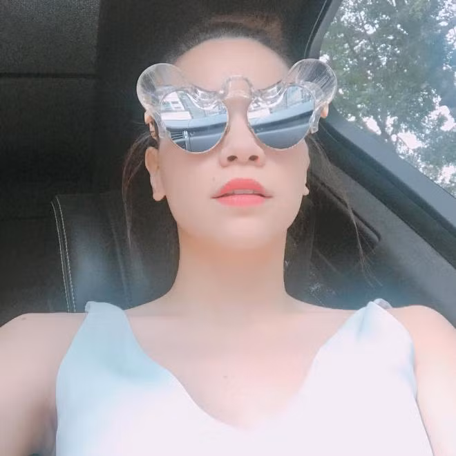 Hồ Ngọc Hà 'unfollow cho đỡ nhức đầu', Hương Phạm hội ngộ Hạ Vy ảnh 3