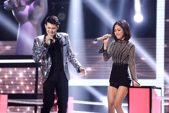 The Voice 2017: Học trò Thu Minh diễn đến mức bị nghi ngờ là... yêu nhau ảnh 2