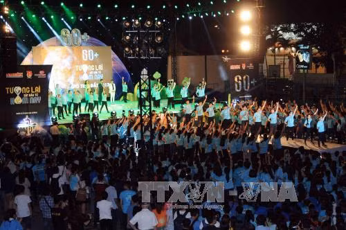 Cả nước hưởng ứng Giờ Trái đất 2017 'Tắt đèn - Bật tương lai' ảnh 8