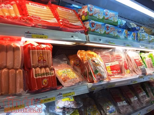 Bà nội trợ Việt chưa nên lo ngại thịt bẩn Brazil ảnh 1