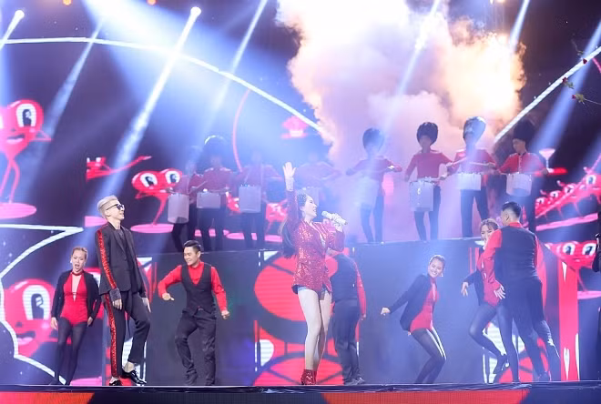 Bảo Thy biến hoá khôn lường trong Remix New Generation ảnh 9