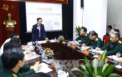 Trưởng ban Tuyên giáo Trung ương làm việc với Báo Quân đội Nhân dân ảnh 2