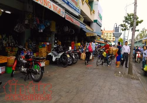 Ngỡ ngàng nhiều 'điểm nóng' vỉa hè sau giải tỏa ảnh 5