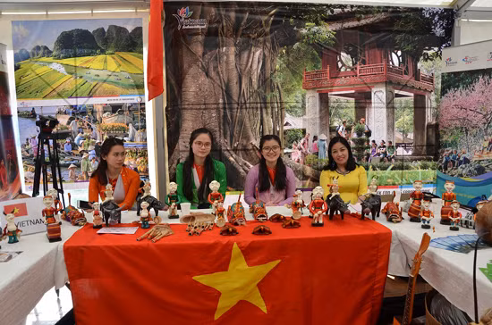 Việt Nam tham dự ngày hội Pháp ngữ tại Pháp ảnh 1