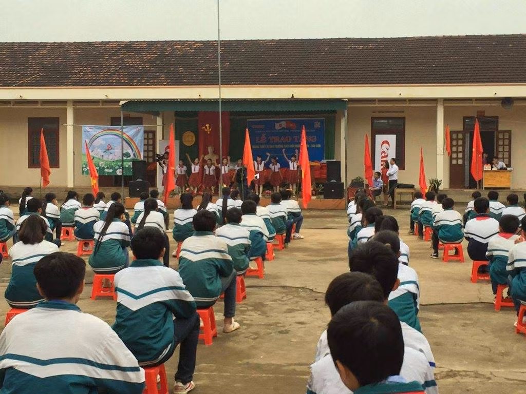 “Chuỗi trường học hữu nghị” khởi đầu hành trình mới tại Nghệ An ảnh 2