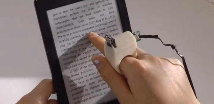 Sách giáo khoa điện tử đầu tiên cho người khiếm thị ảnh 1