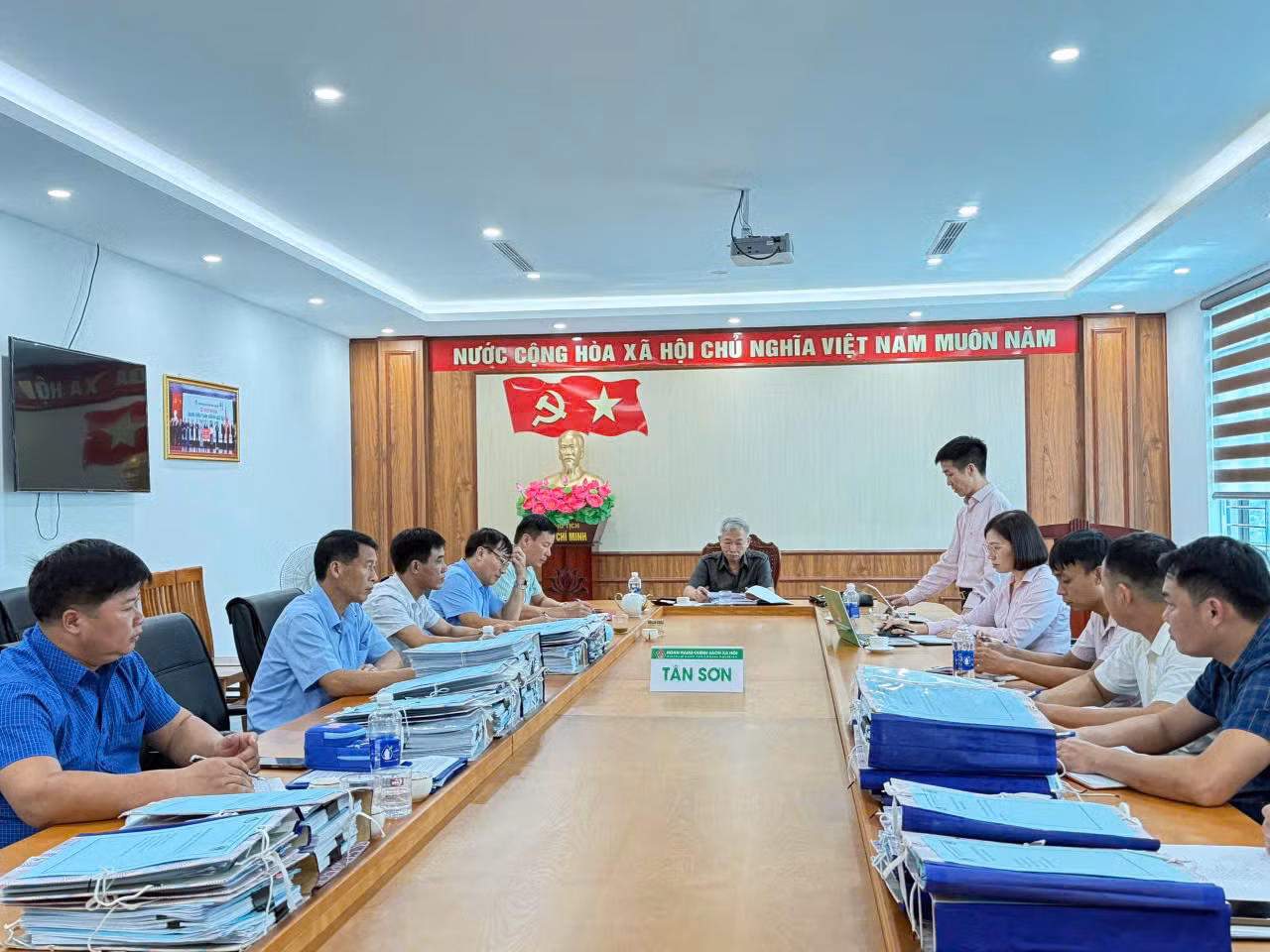Chú thích ảnh