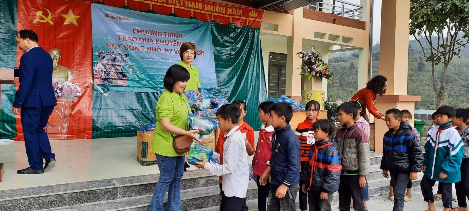 Chú thích ảnh
