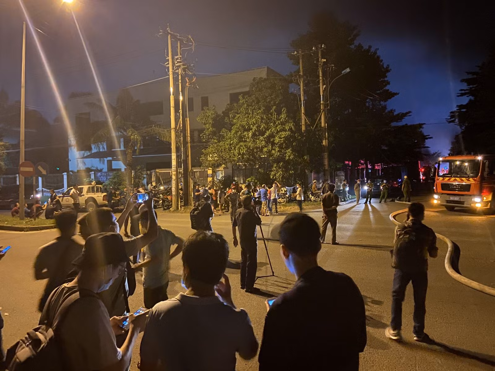 Chú thích ảnh