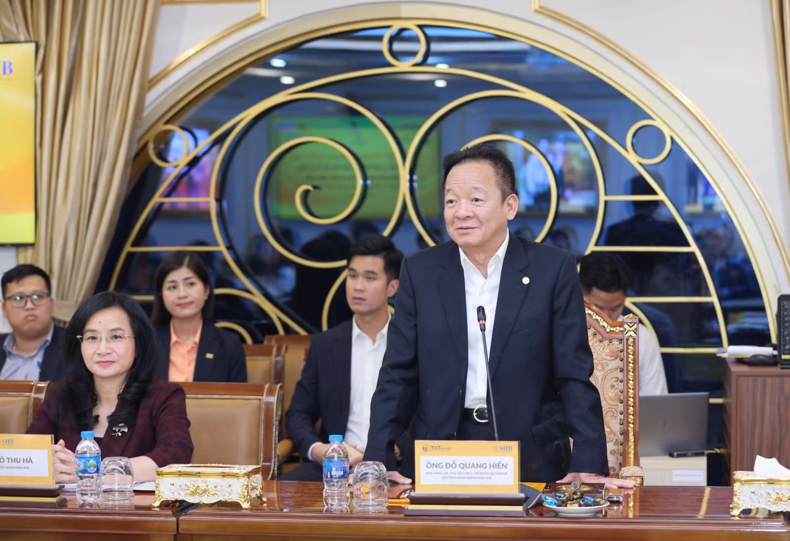 Chú thích ảnh