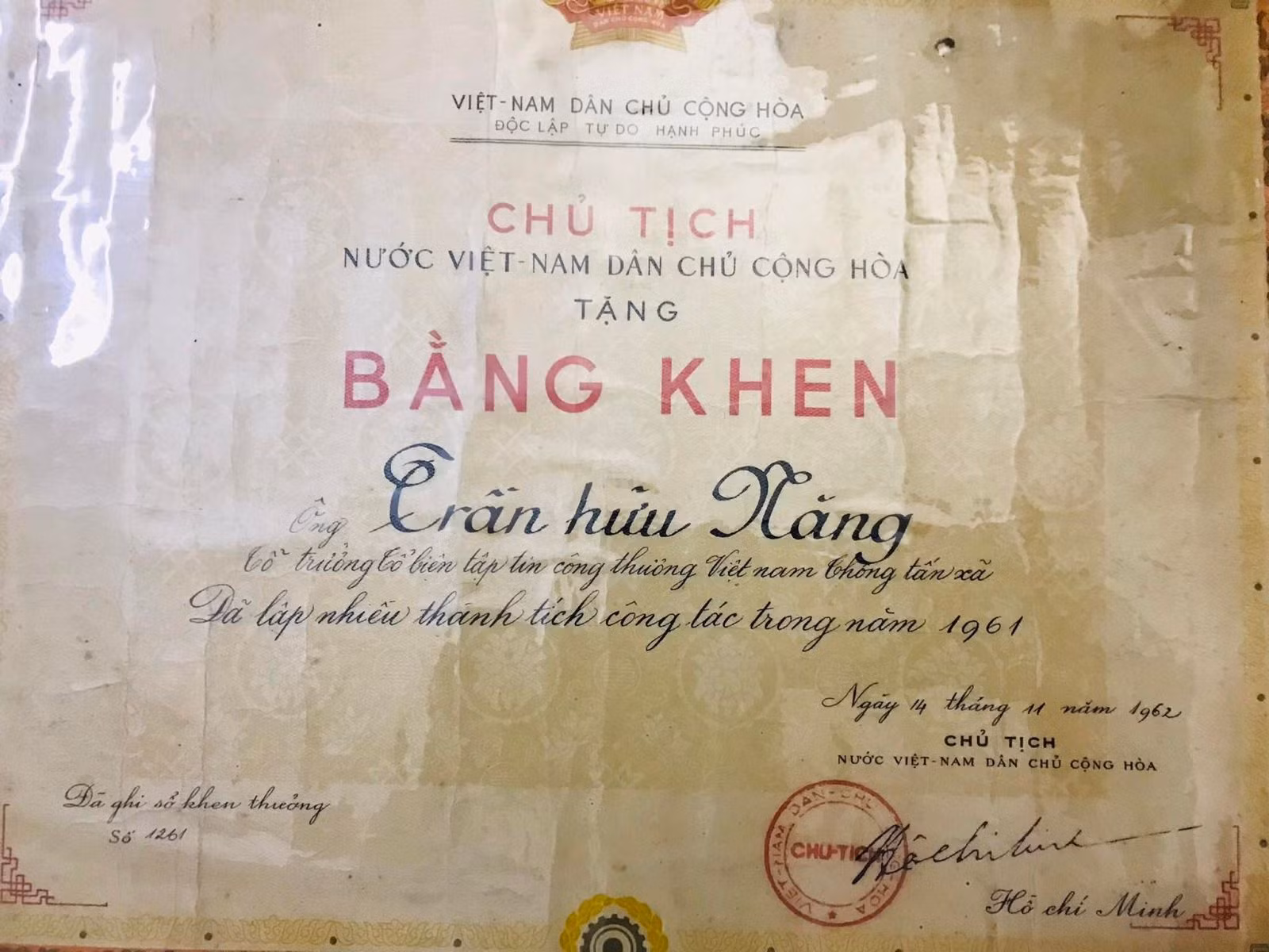 Chú thích ảnh