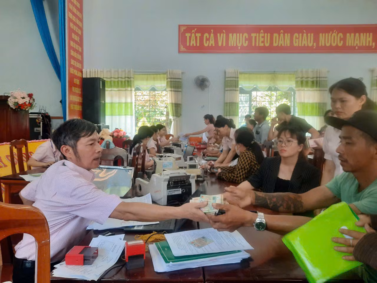 Chú thích ảnh