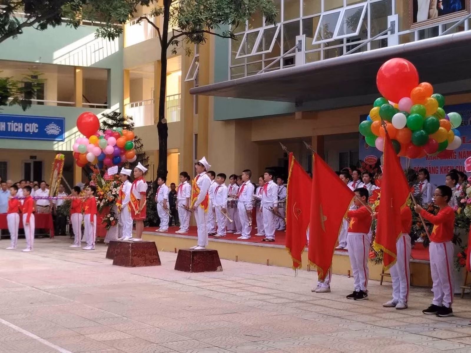 Chú thích ảnh