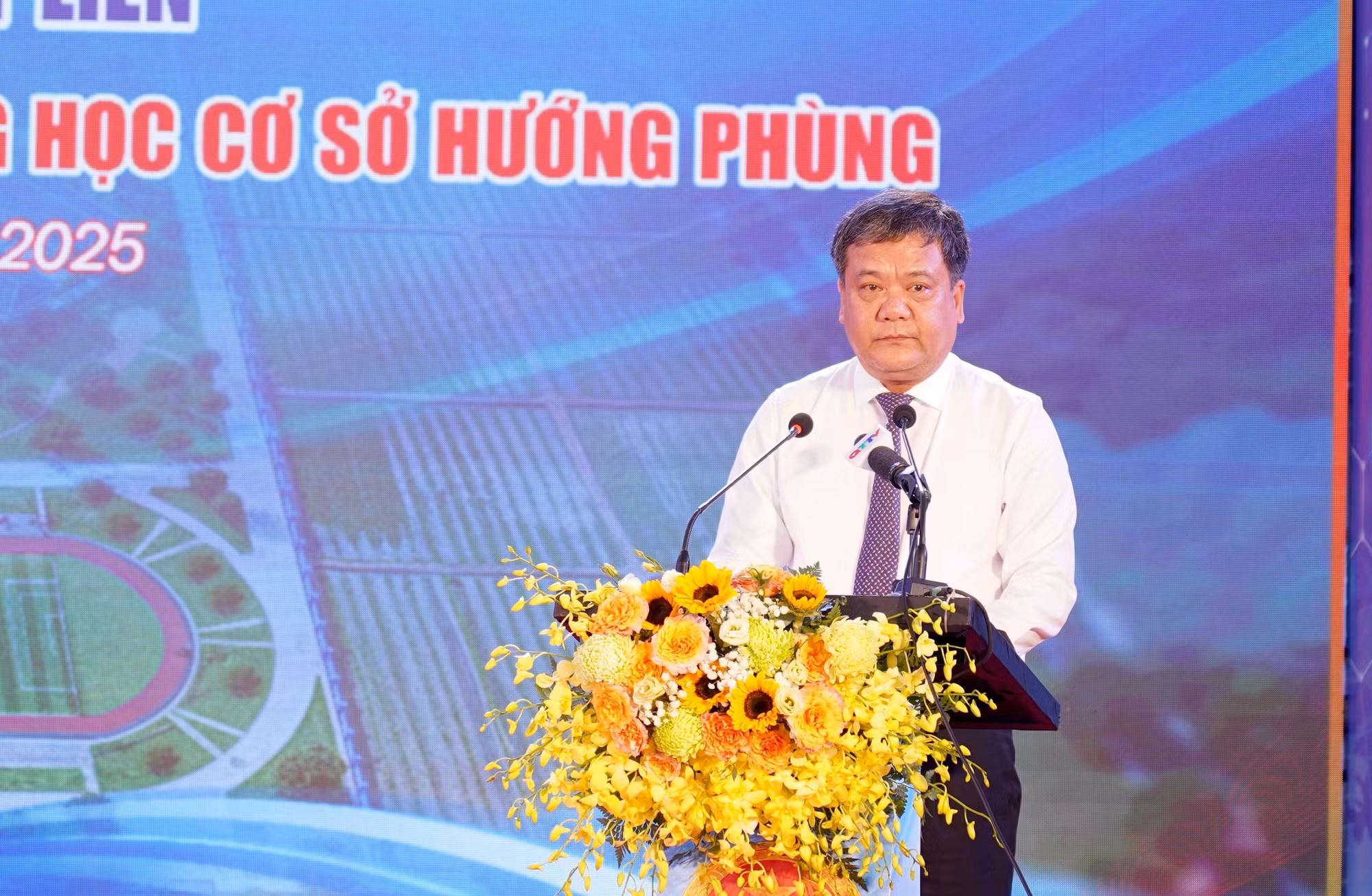 Ông Trần Phong, Chủ tịch UBND tỉnh Quảng Trị phát biểu tại buổi lễ.