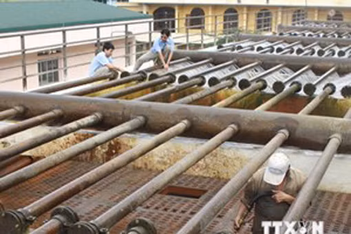 Nước ở nhiều chung cư bị nhiễm bẩn ảnh 2