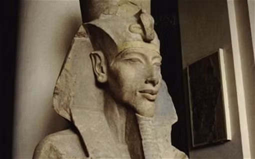 Akhenaten và cái chết của thần mặt trời ảnh 1